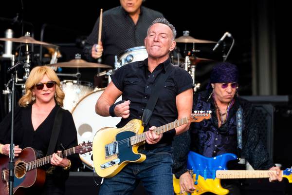 Bruce Springsteen postpones remaining 2023 tour dates