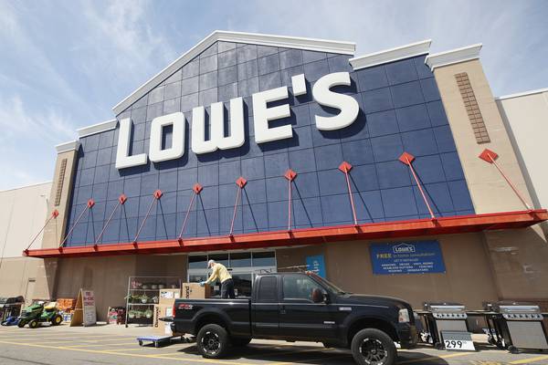 Lowe’s to open mini Petco shops inside some stores