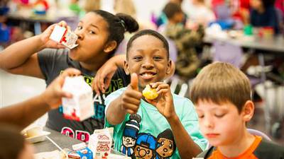 El USDA pide menos azúcar y sal en los almuerzos escolares
